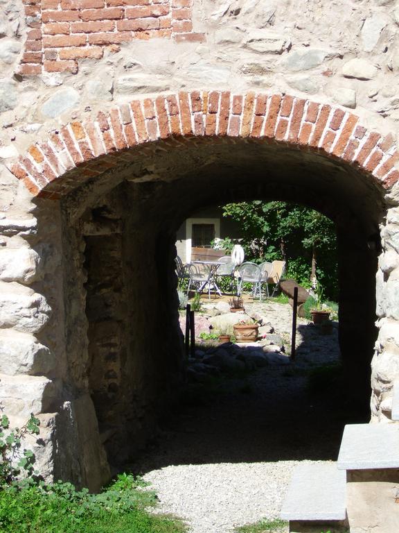 B&B L'Abric - Centro Storico Di Limonetto Limone Piemonte Exterior photo